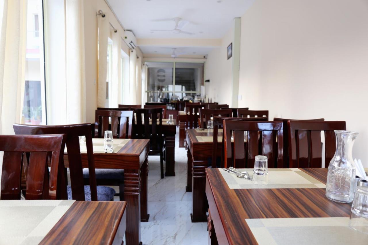 Tapovan New Residency By Ftp Hotels Rishīkesh Exteriör bild