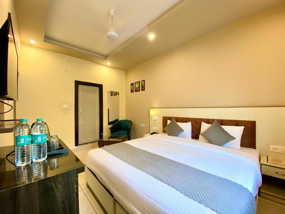 Tapovan New Residency By Ftp Hotels Rishīkesh Exteriör bild