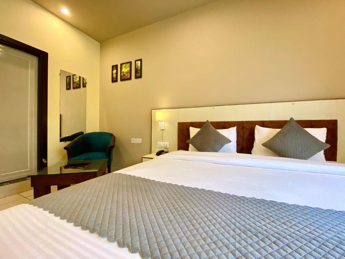 Tapovan New Residency By Ftp Hotels Rishīkesh Exteriör bild
