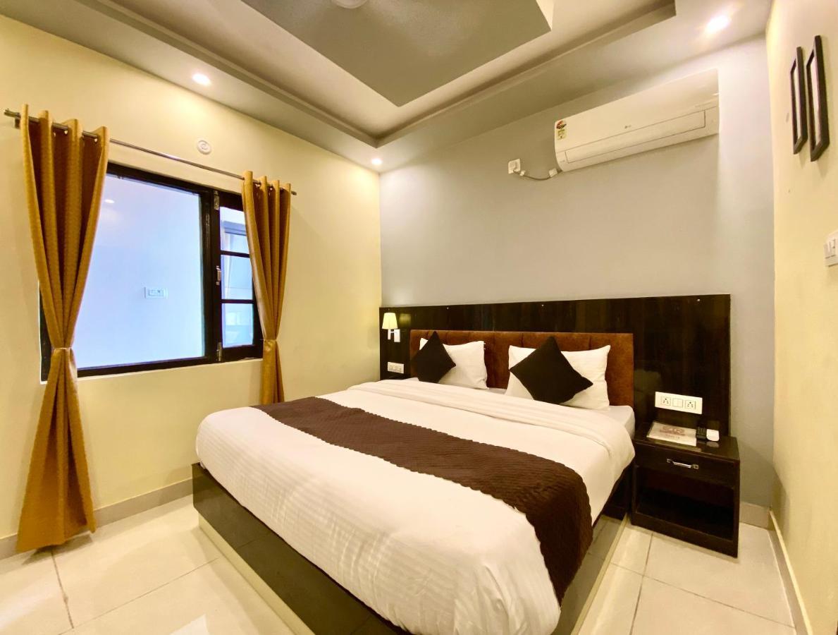 Tapovan New Residency By Ftp Hotels Rishīkesh Exteriör bild